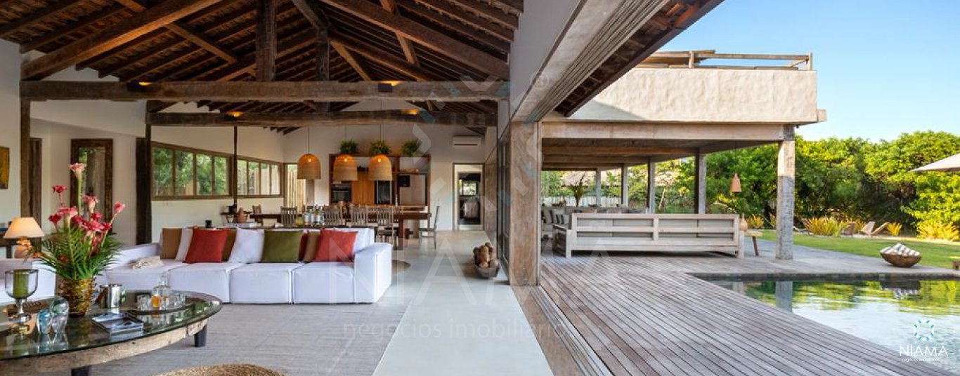 casa de luxo aroeira na praia de itapororoca em trancoso